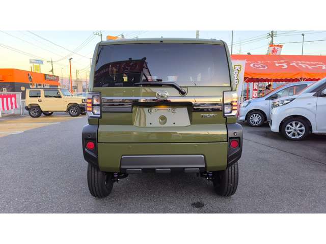 Daihatsu Taft 5