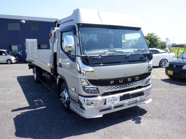Mitsubishi Fuso Canter 2