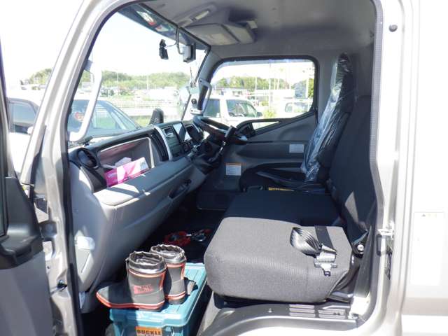 Mitsubishi Fuso Canter 10