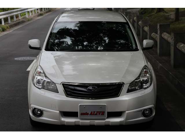 Subaru Legacy Outback 9