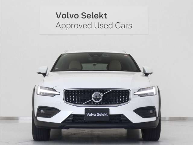 Volvo V60 Cross Country 8