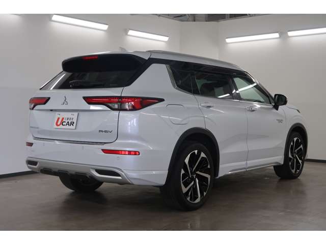 Mitsubishi Outlander 3