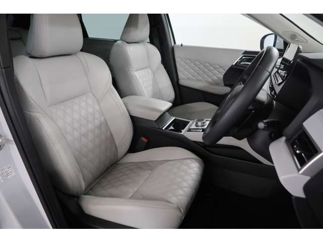 Mitsubishi Outlander 6