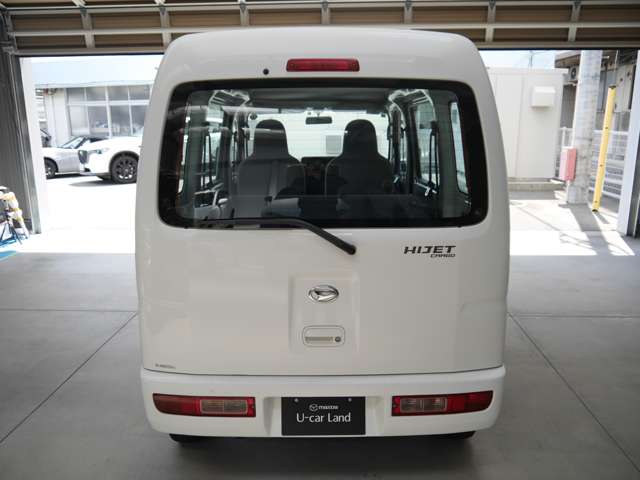 Daihatsu Hijet Cargo 3