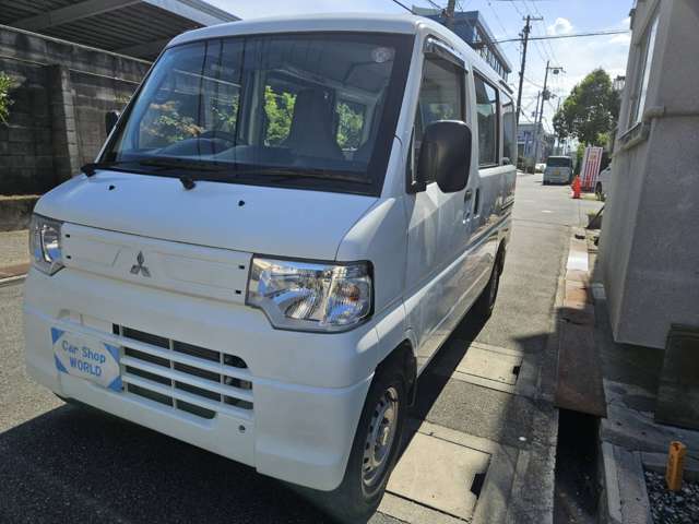 Mitsubishi Minicab Van 3