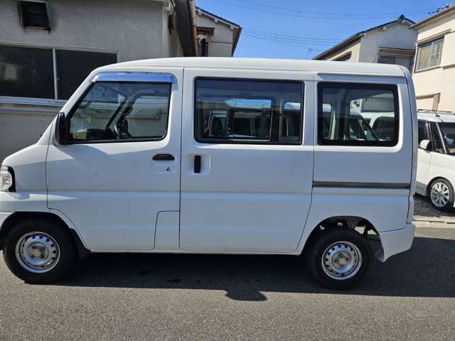 Mitsubishi Minicab Van 5