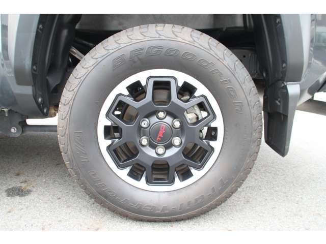 Toyota Tacoma 12