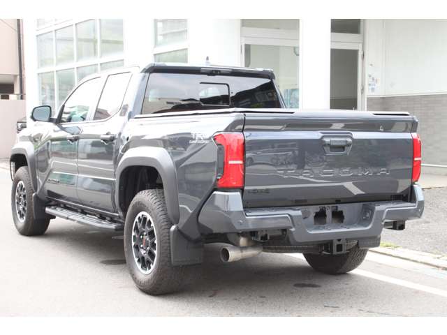 Toyota Tacoma 6