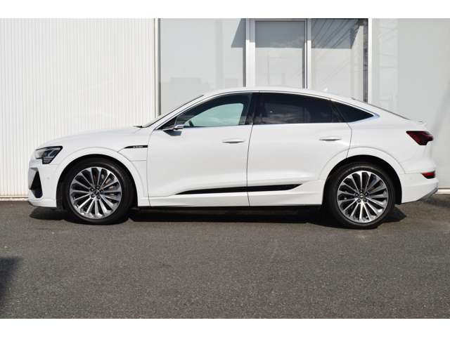 Audi e-tron Sportback 12
