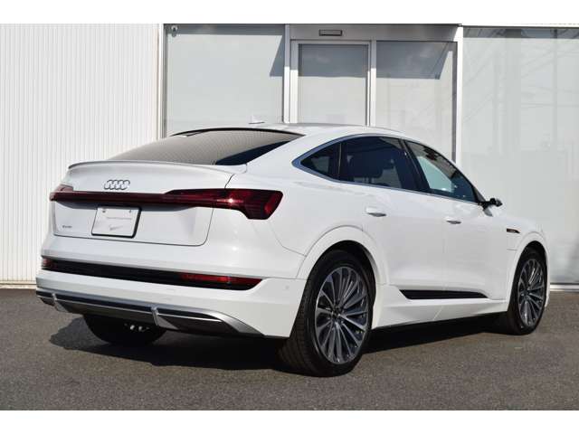 Audi e-tron Sportback 9