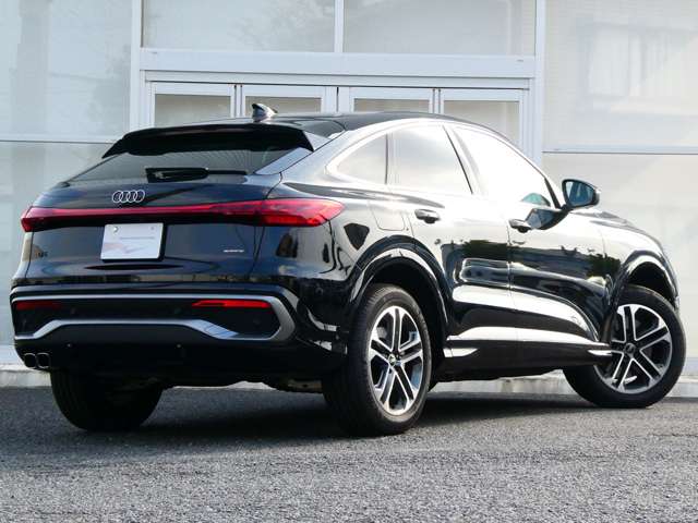 Audi Q5 Sportback 7