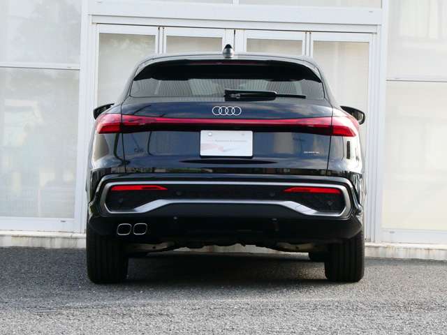 Audi Q5 Sportback 8