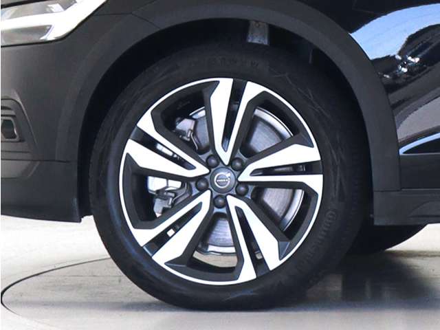 Volvo V60 Cross Country 8