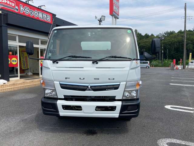 Mitsubishi Fuso Canter 2