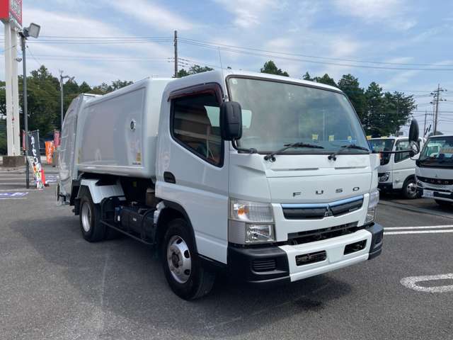 Mitsubishi Fuso Canter 3