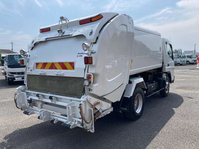Mitsubishi Fuso Canter 5