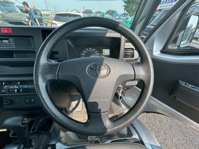 Toyota Pixis Truck 11