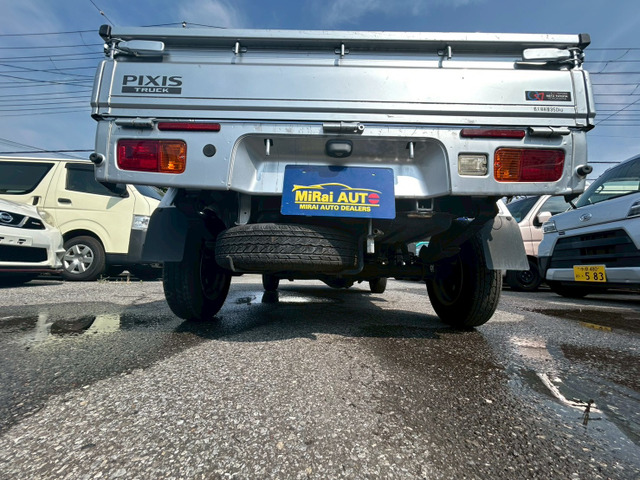 Toyota Pixis Truck 5