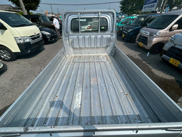 Toyota Pixis Truck 9