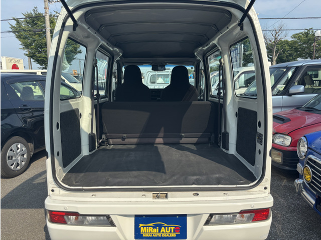 Toyota Pixis Van 8