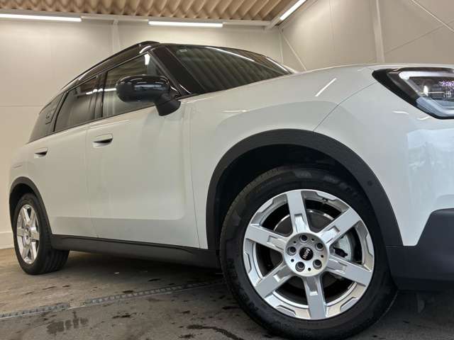 MINI Countryman 9