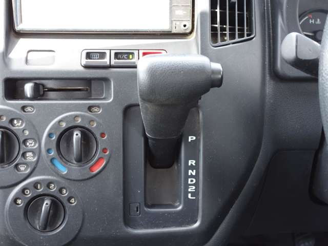 Toyota Town Ace Van 11