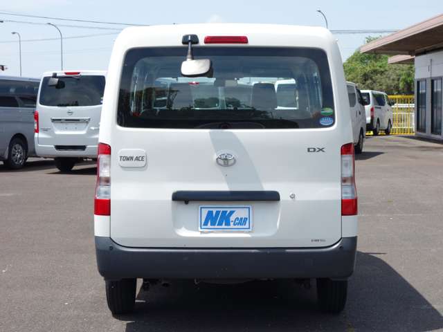 Toyota Town Ace Van 3