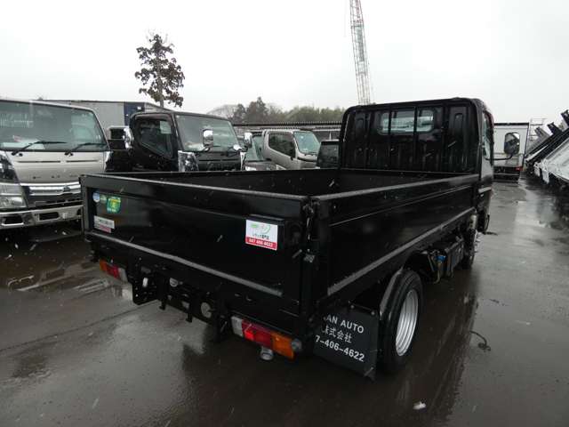Mitsubishi Fuso Canter 8