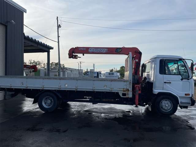 Nissan Condor 4