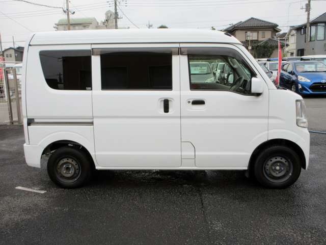 Suzuki Every 12