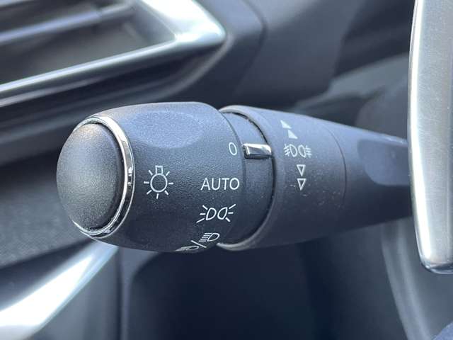 Peugeot 5008 12