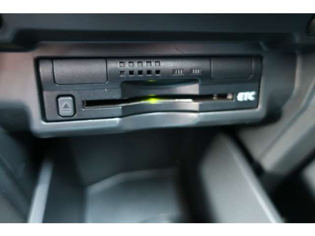 Toyota Alphard 11