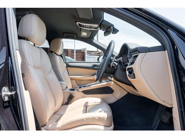 Porsche Macan 7