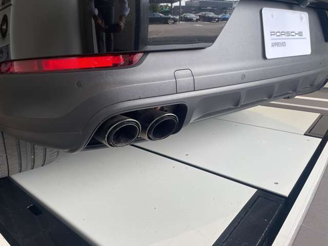 Porsche Cayenne Coupe 12