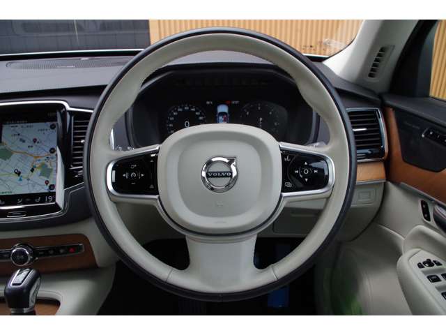 Volvo XC90 7