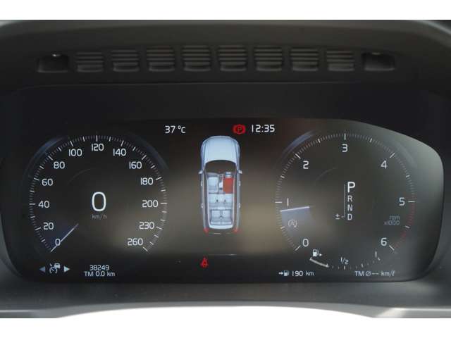 Volvo XC90 10