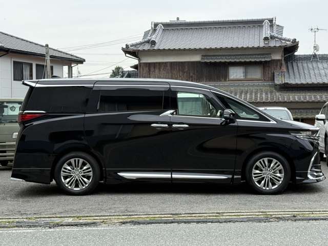 Toyota Alphard 7