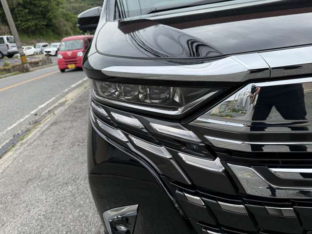 Toyota Alphard 9