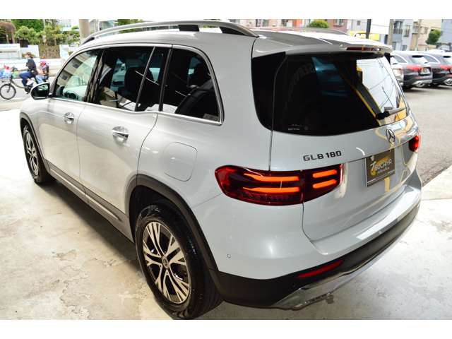 Mercedes-Benz GLB 7