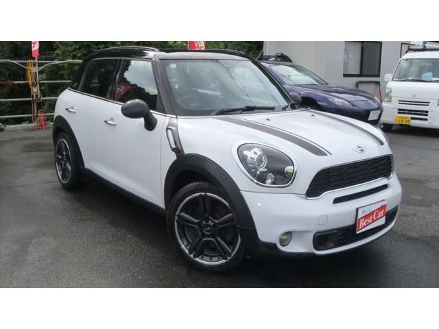 MINI Crossover 2