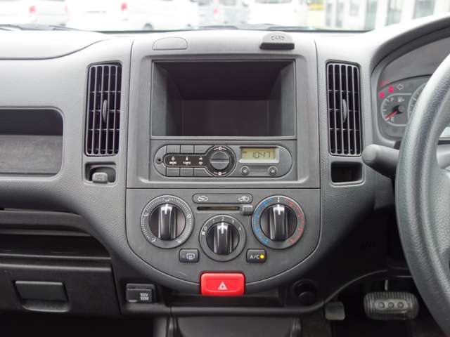 Nissan NV150 AD 10