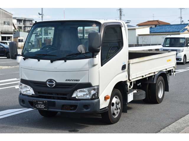 Hino Dutro 8