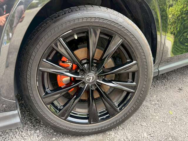 Lexus NX 4