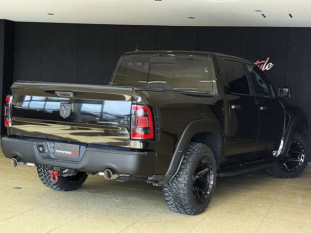 Dodge Ram 9