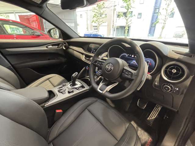 Alfa Romeo Stelvio 3