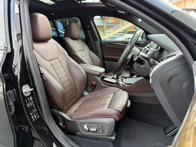BMW X4 8