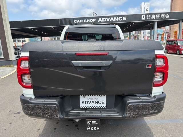 Toyota Hilux 12