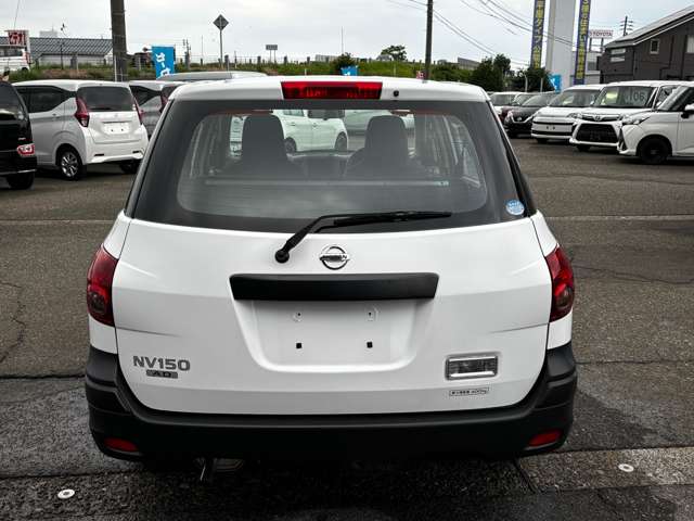Nissan NV150 AD 4