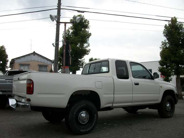 Toyota Hilux 6
