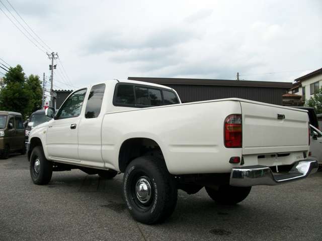 Toyota Hilux 7